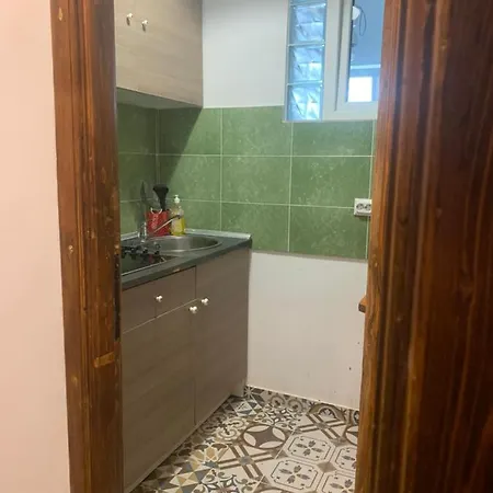 European Apartament דירה